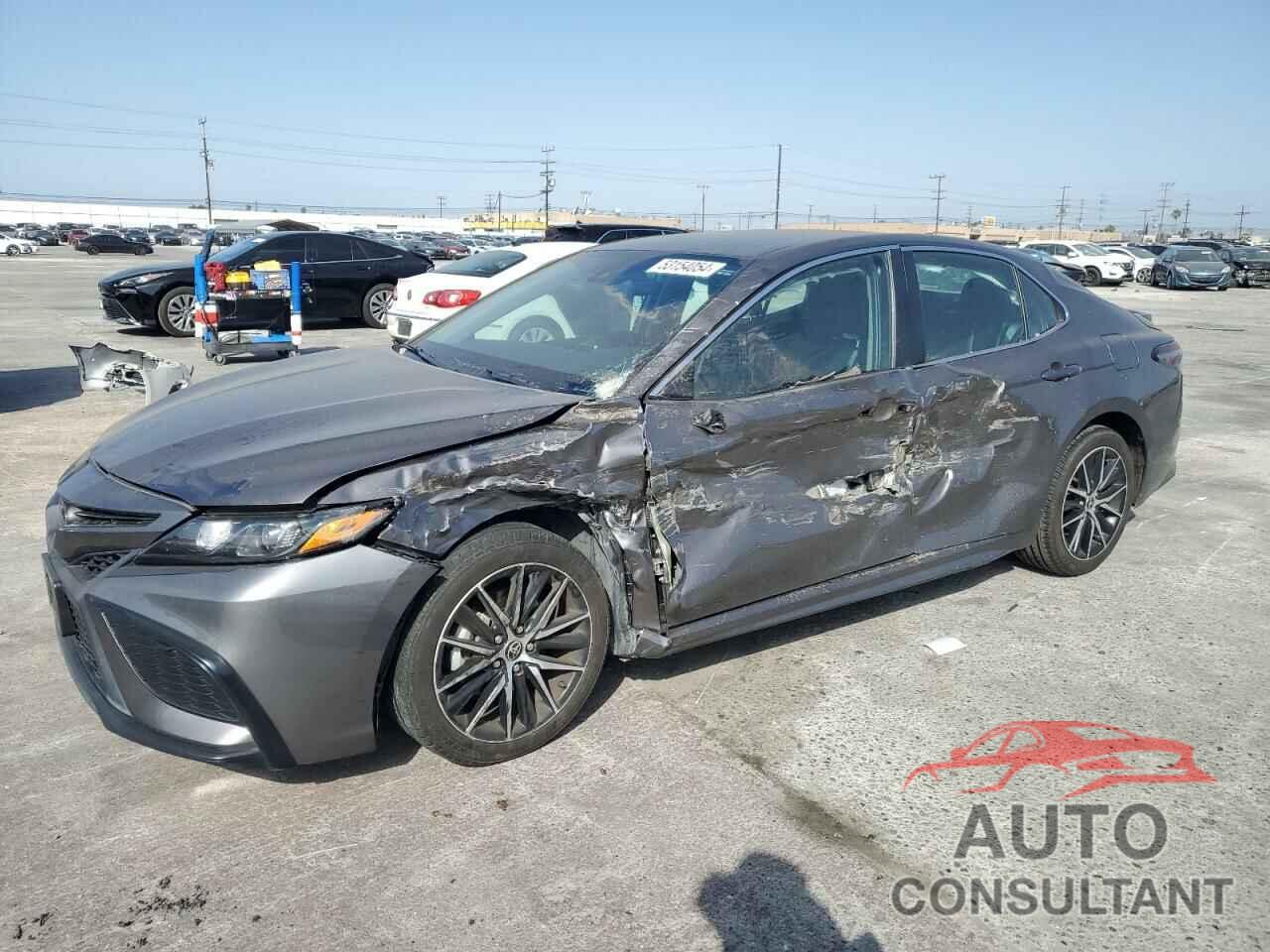 TOYOTA CAMRY 2021 - 4T1G11AK6MU541470