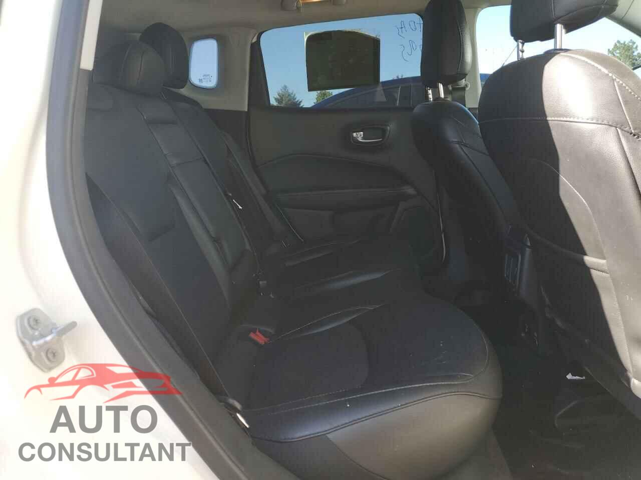 JEEP COMPASS 2019 - 3C4NJDBB0KT714404