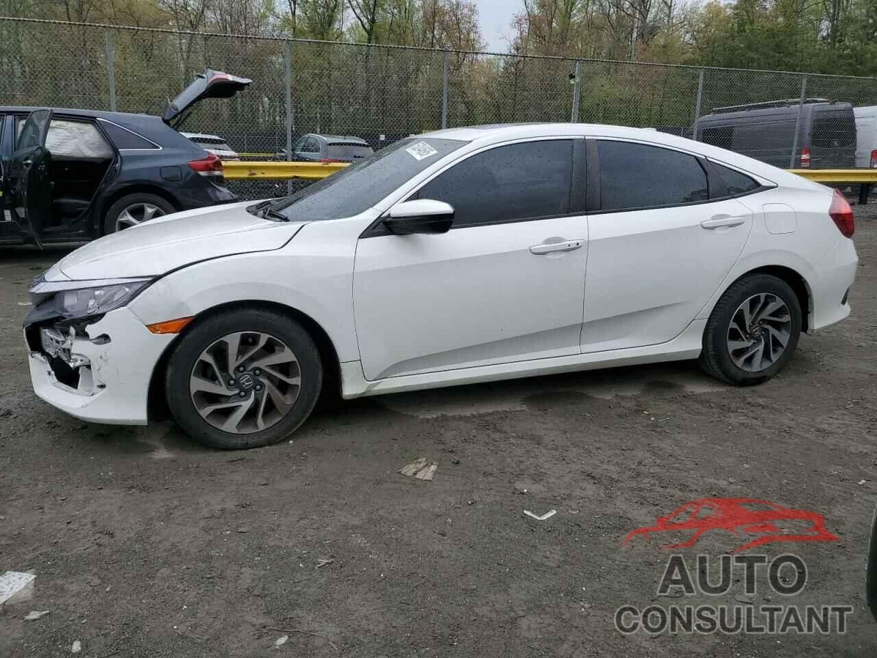 HONDA CIVIC 2018 - 2HGFC2F72JH501729