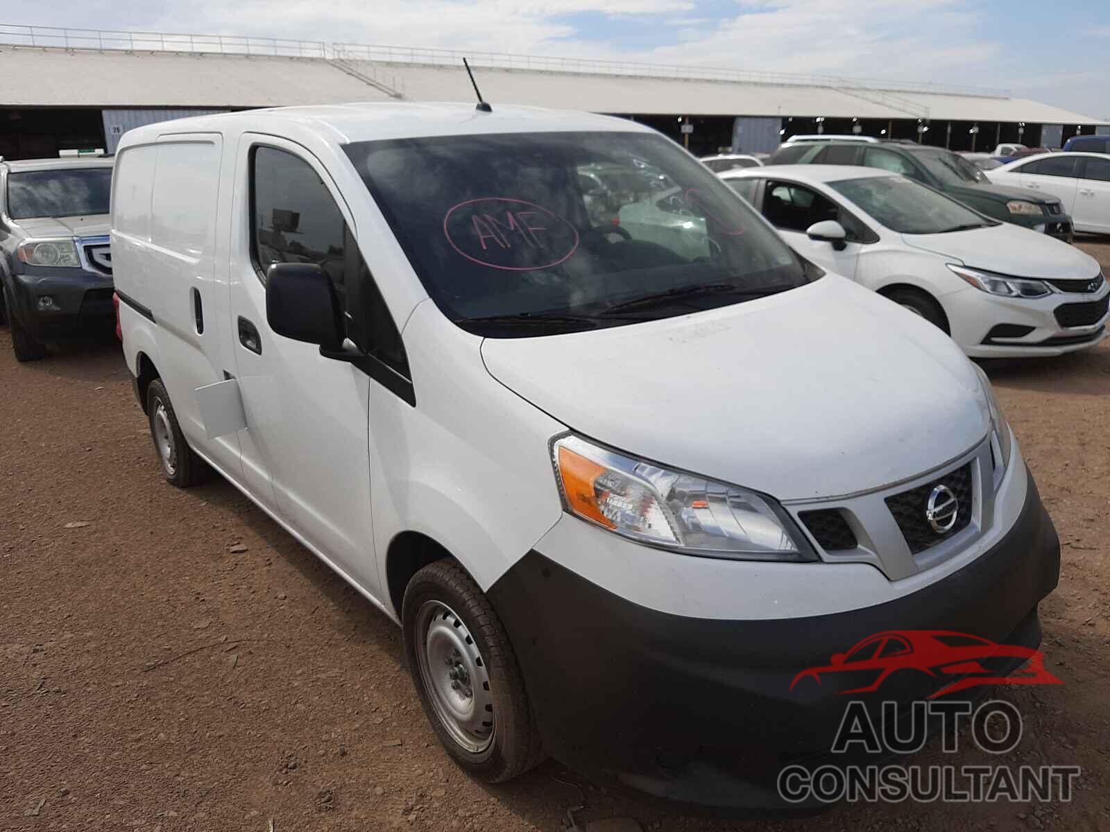 NISSAN NV 2019 - 3N6CM0KN2KK696637