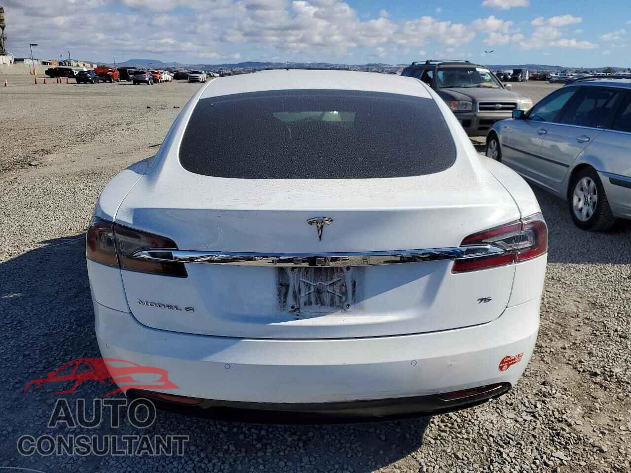 TESLA MODEL S 2016 - 5YJSA1E13GF162391