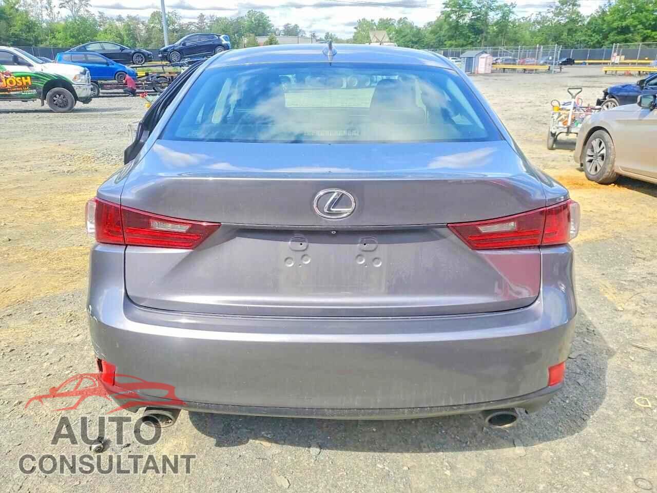 LEXUS IS 2015 - JTHCF1D26F5019899