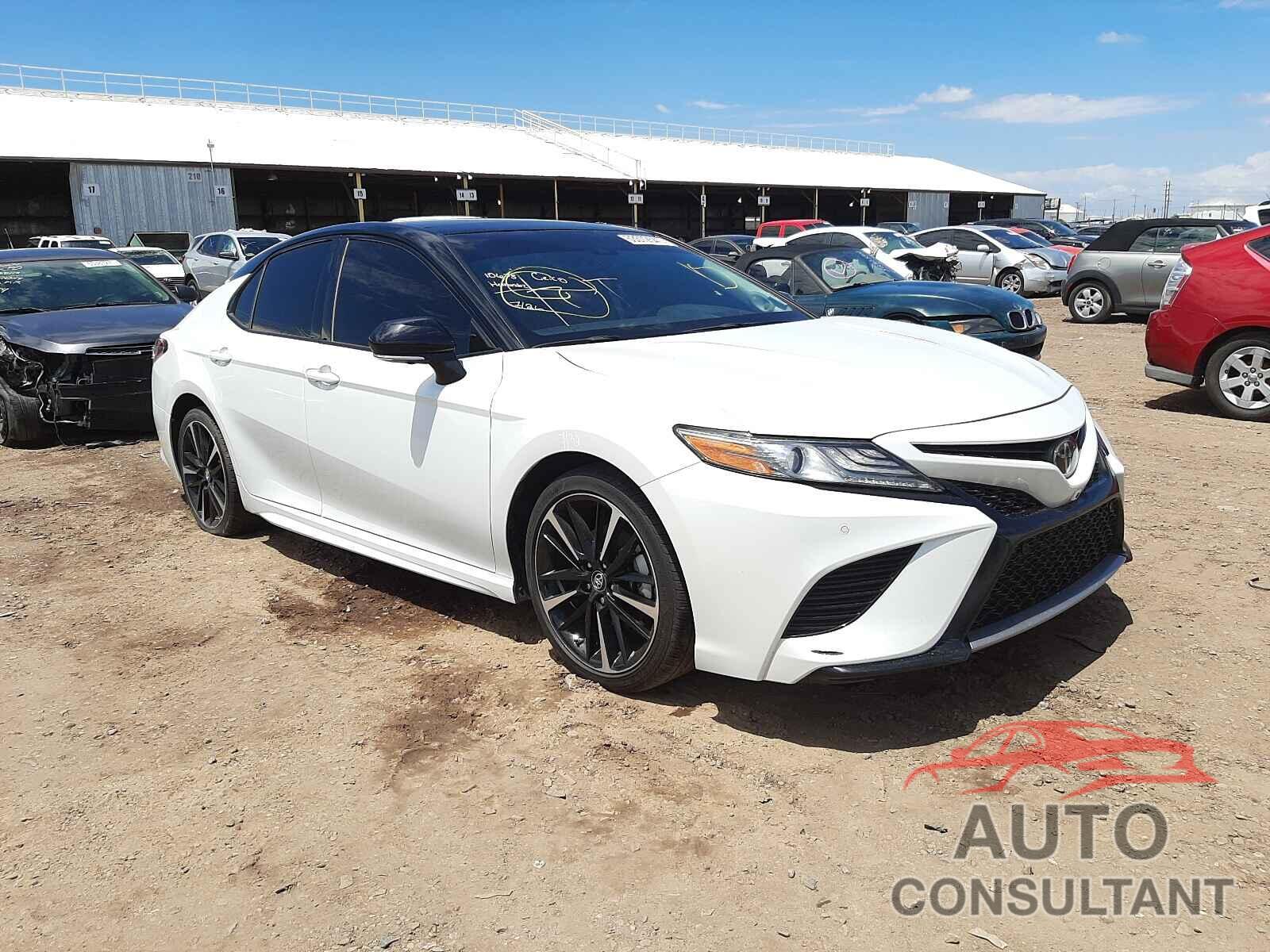 TOYOTA CAMRY 2019 - 4T1B61HK1KU220466
