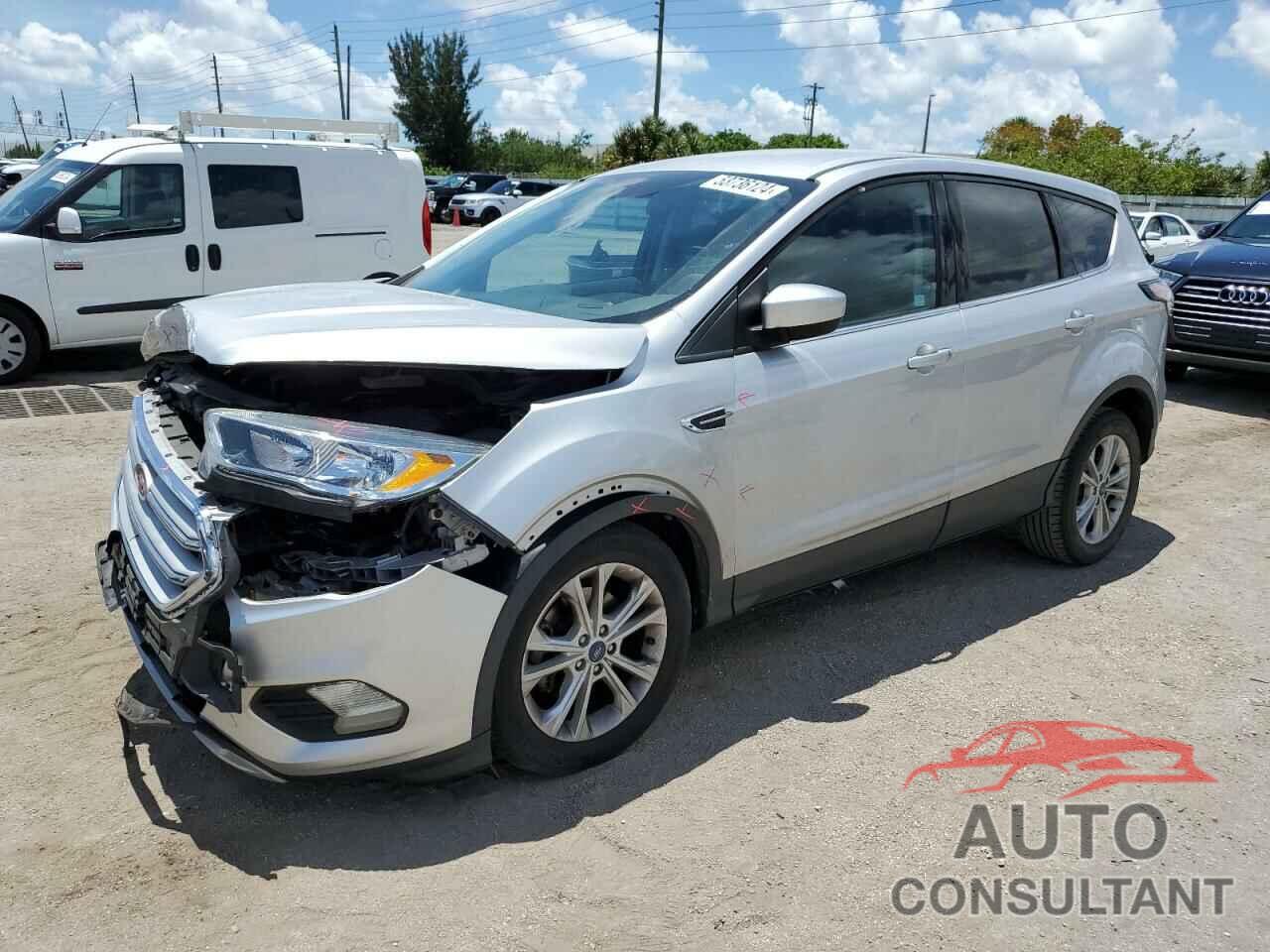 FORD ESCAPE 2017 - 1FMCU0GD9HUC07254