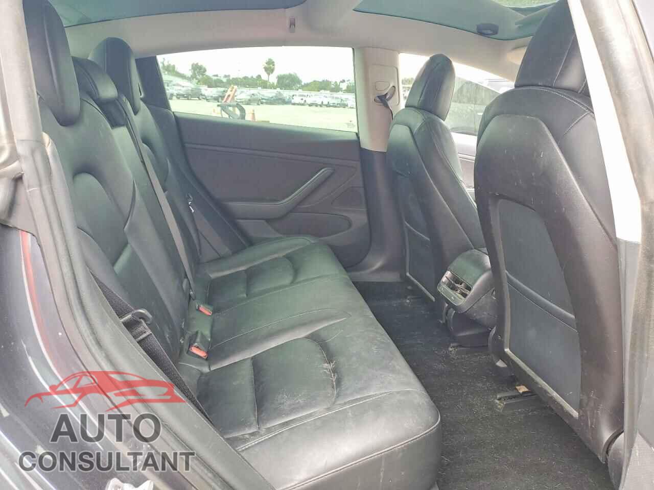 TESLA MODEL 3 2020 - 5YJ3E1EB0LF650824