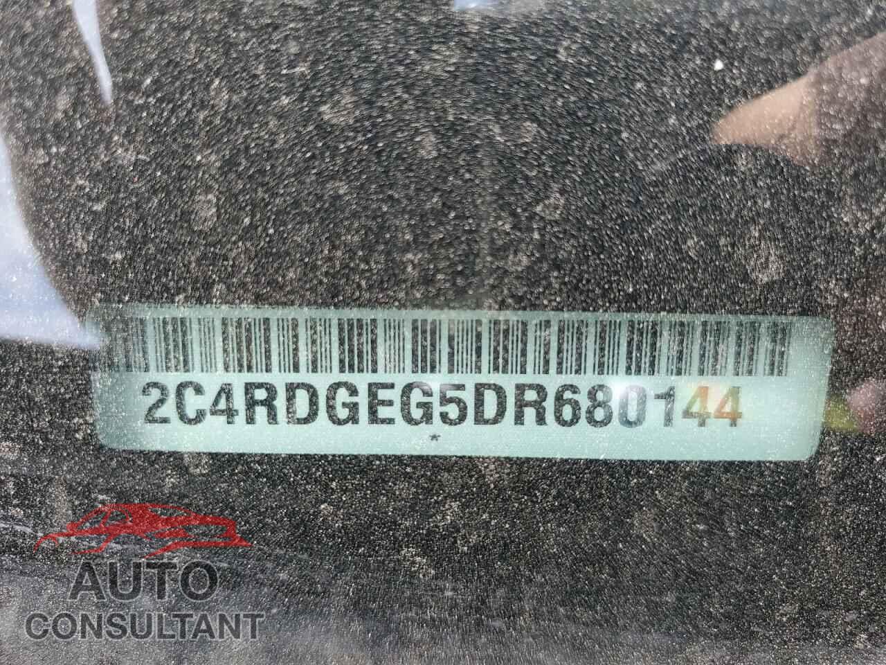 DODGE CARAVAN 2013 - 2C4RDGEG5DR680144