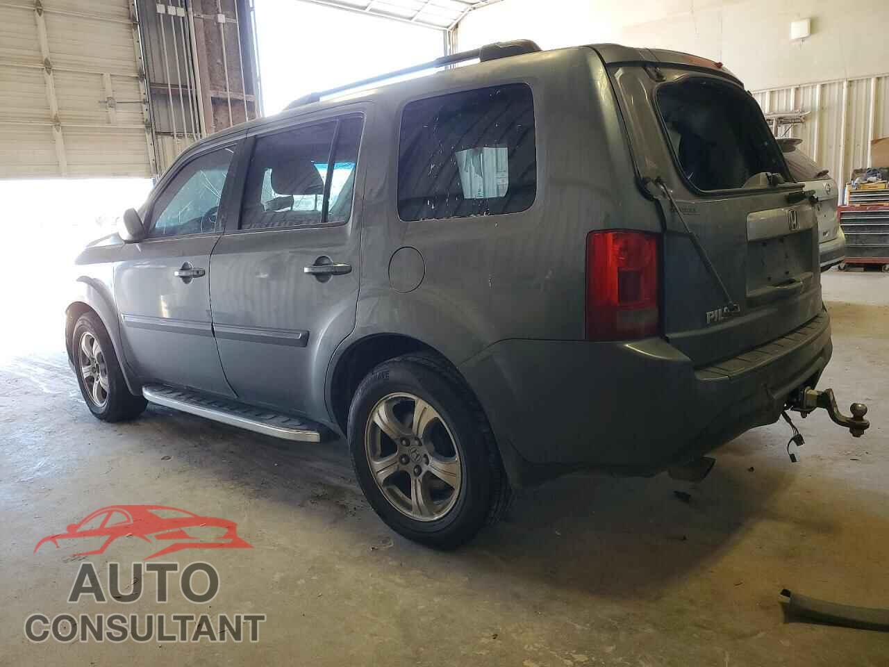 HONDA PILOT 2013 - 5FNYF3H56DB026127