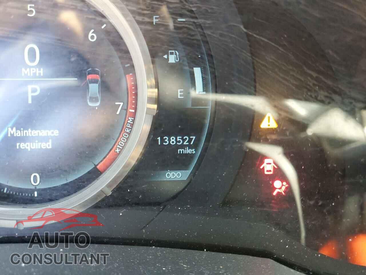 LEXUS IS 2014 - JTHCE1D26E5000299