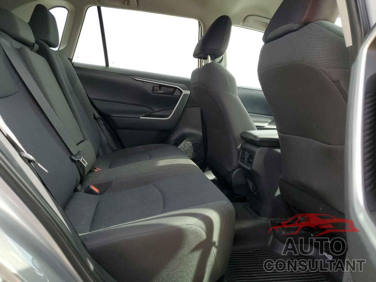 TOYOTA RAV4 2022 - 2T3G1RFV5NC312869