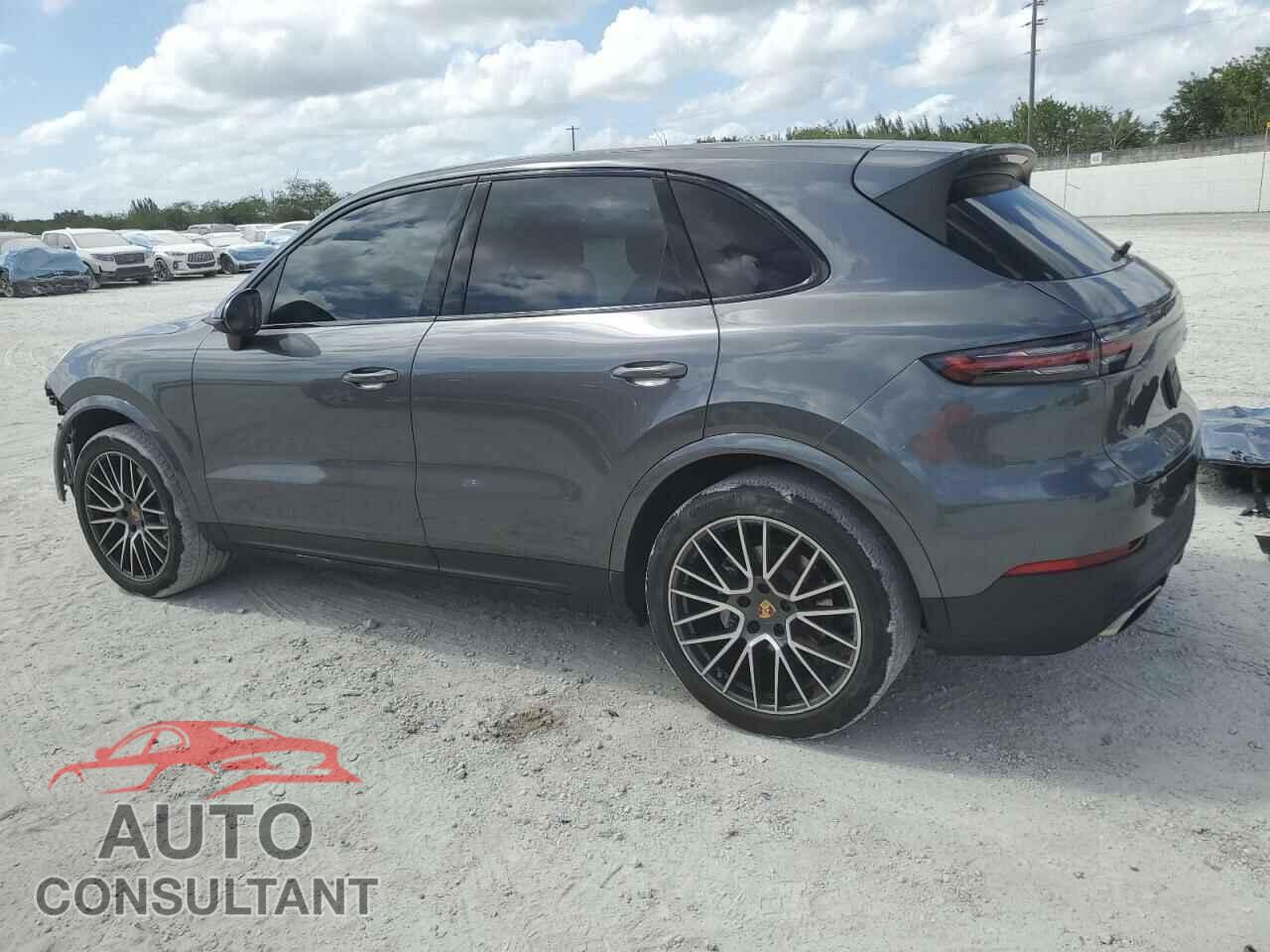 PORSCHE CAYENNE 2021 - WP1AA2AY2MDA07577