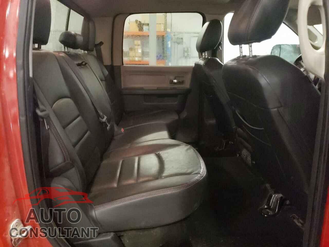 DODGE RAM 1500 2012 - 1C6RD7LT0CS306660