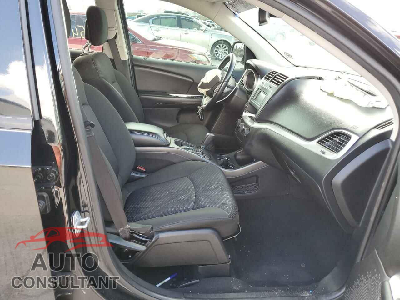 DODGE JOURNEY 2019 - 3C4PDCBB3KT810313