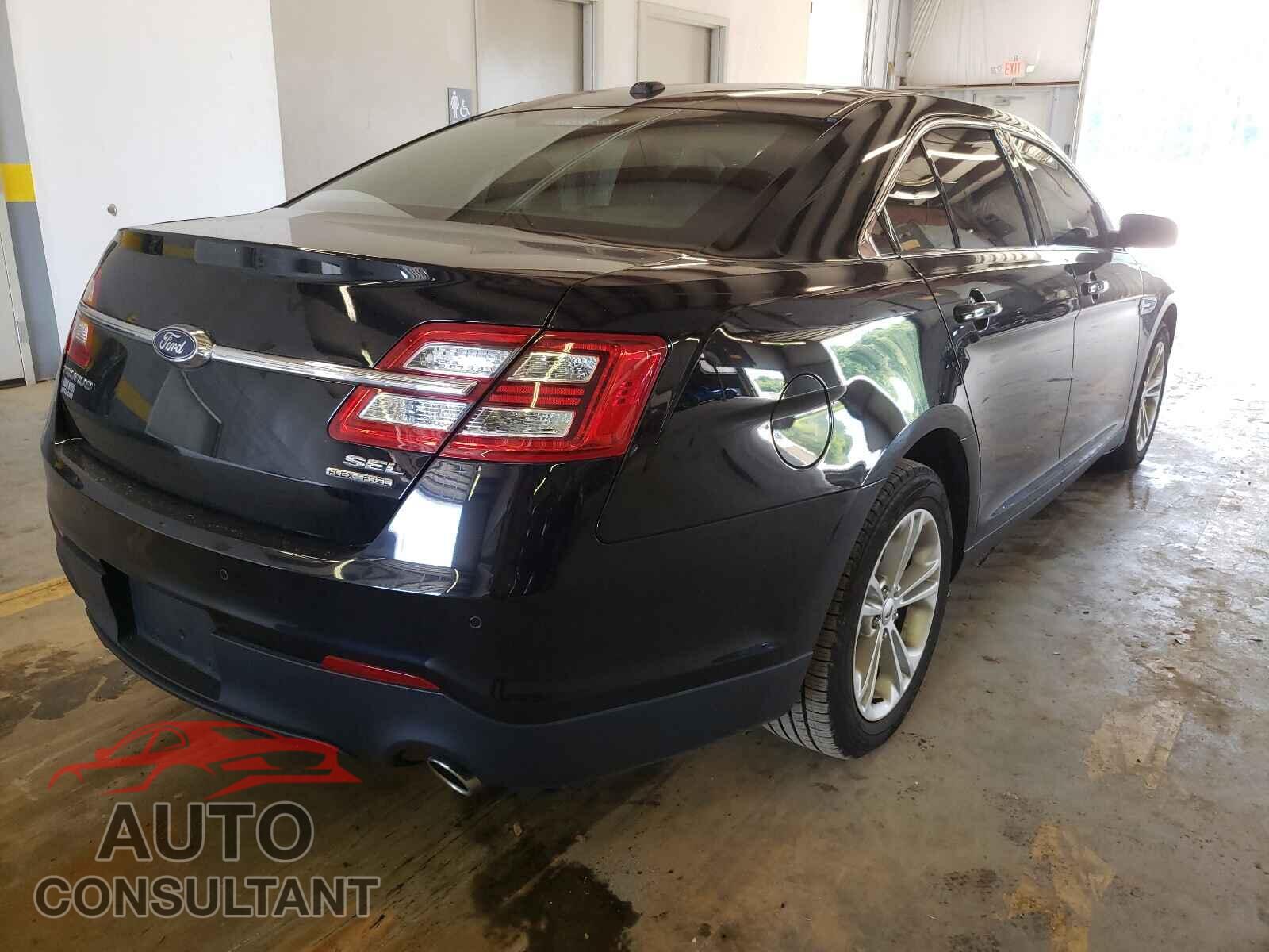 FORD TAURUS 2017 - 1FAHP2E80HG126991