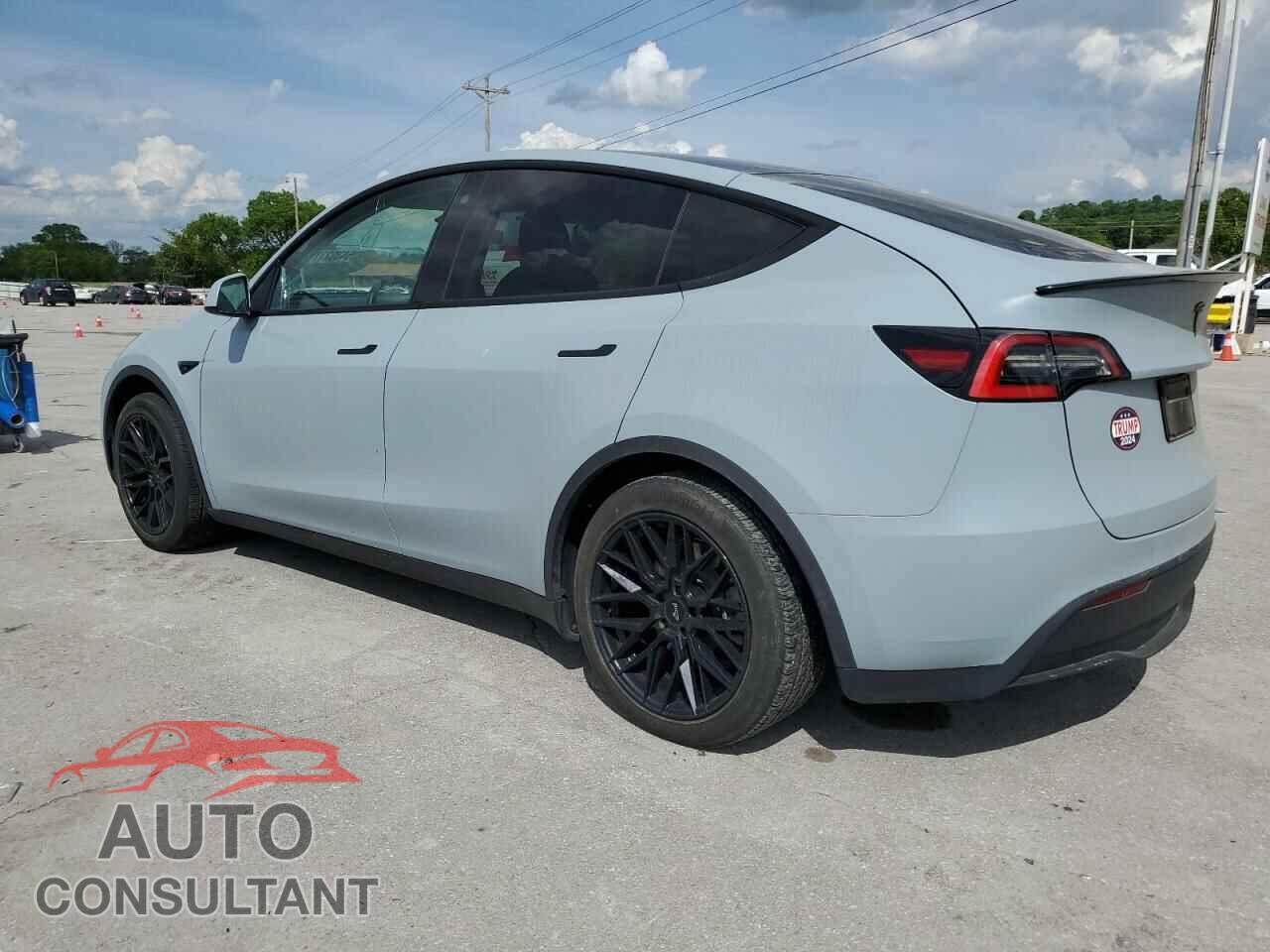 TESLA MODEL Y 2021 - 5YJYGDED6MF105621