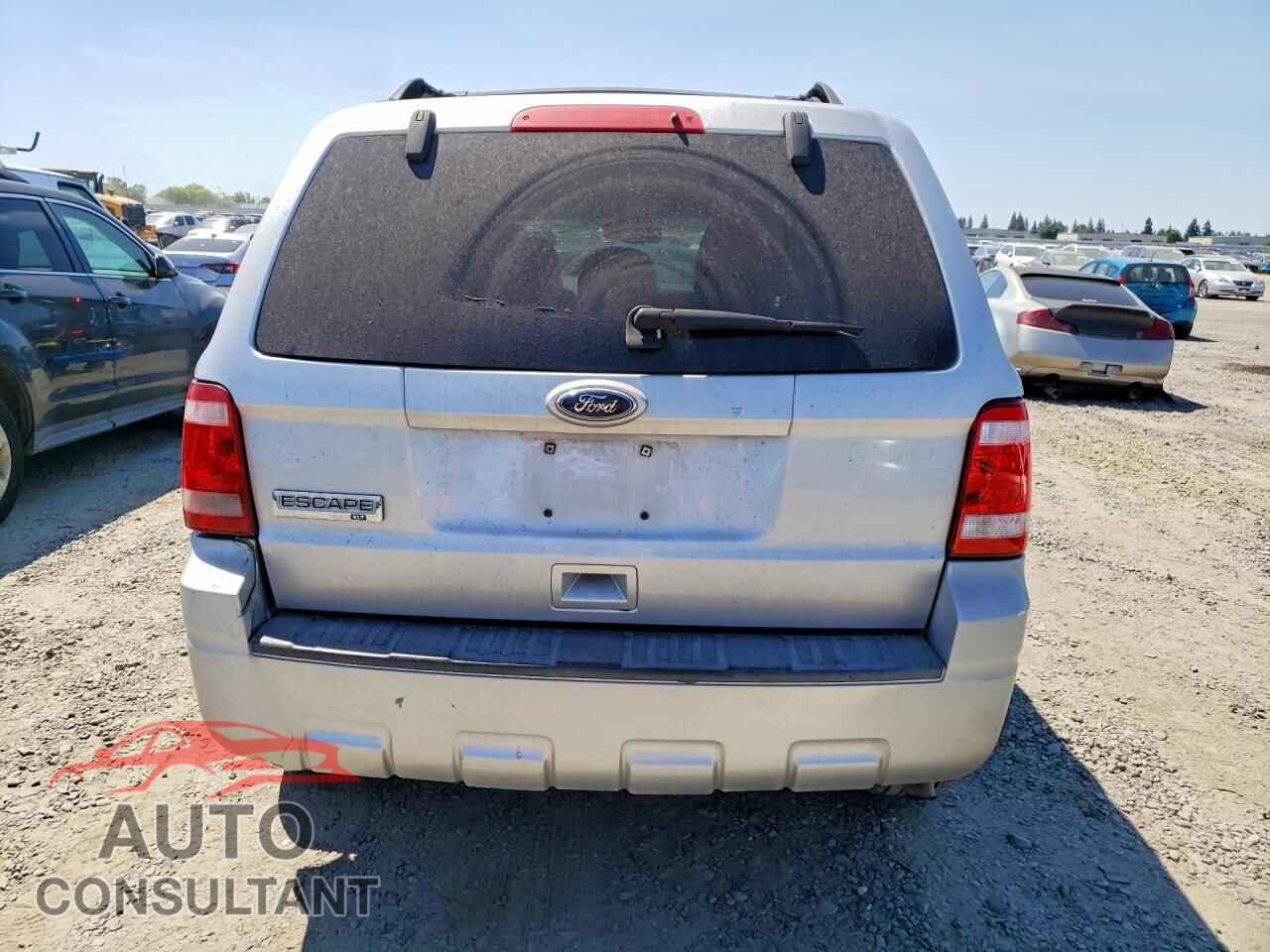 FORD ESCAPE 2010 - 1FMCU0D7XAKB29521