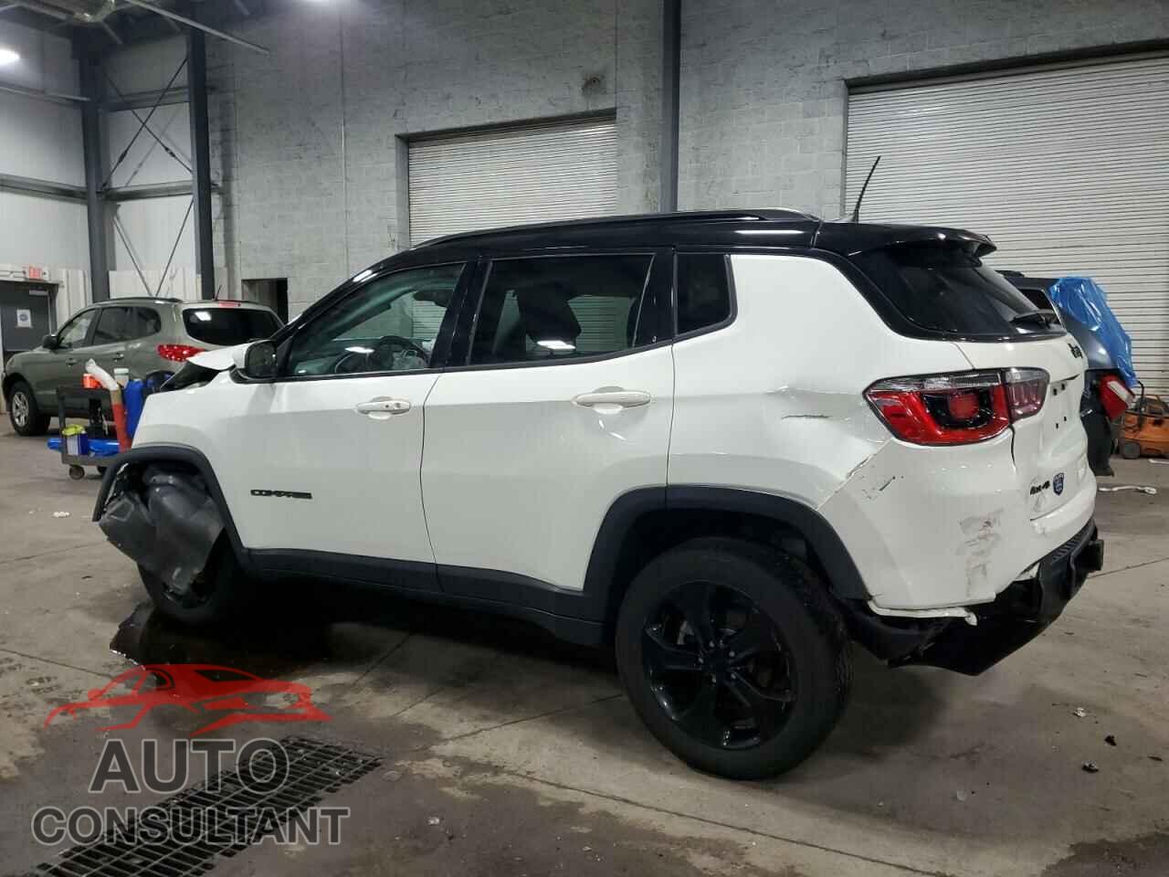 JEEP COMPASS 2018 - 3C4NJDBB6JT394374
