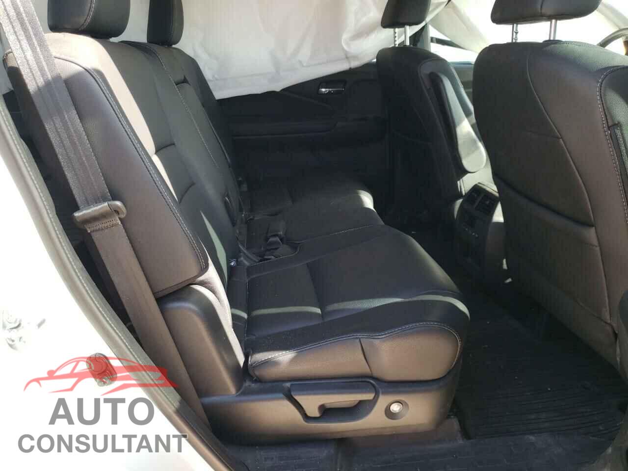 HONDA PILOT 2017 - 5FNYF6H74HB035336