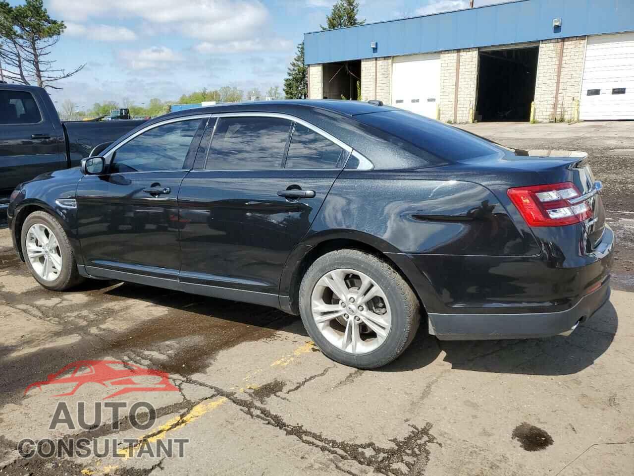FORD TAURUS 2015 - 1FAHP2E83FG134094