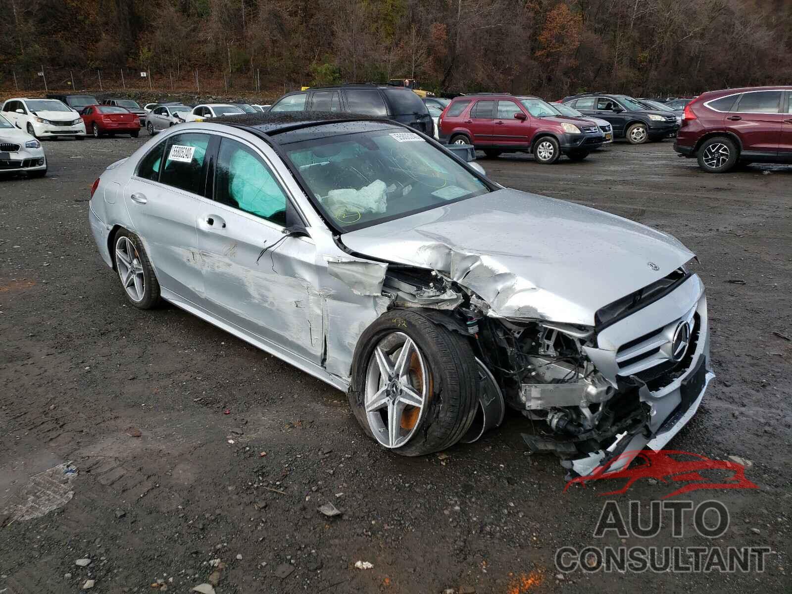 MERCEDES-BENZ C CLASS 2018 - 55SWF4KB0JU244196