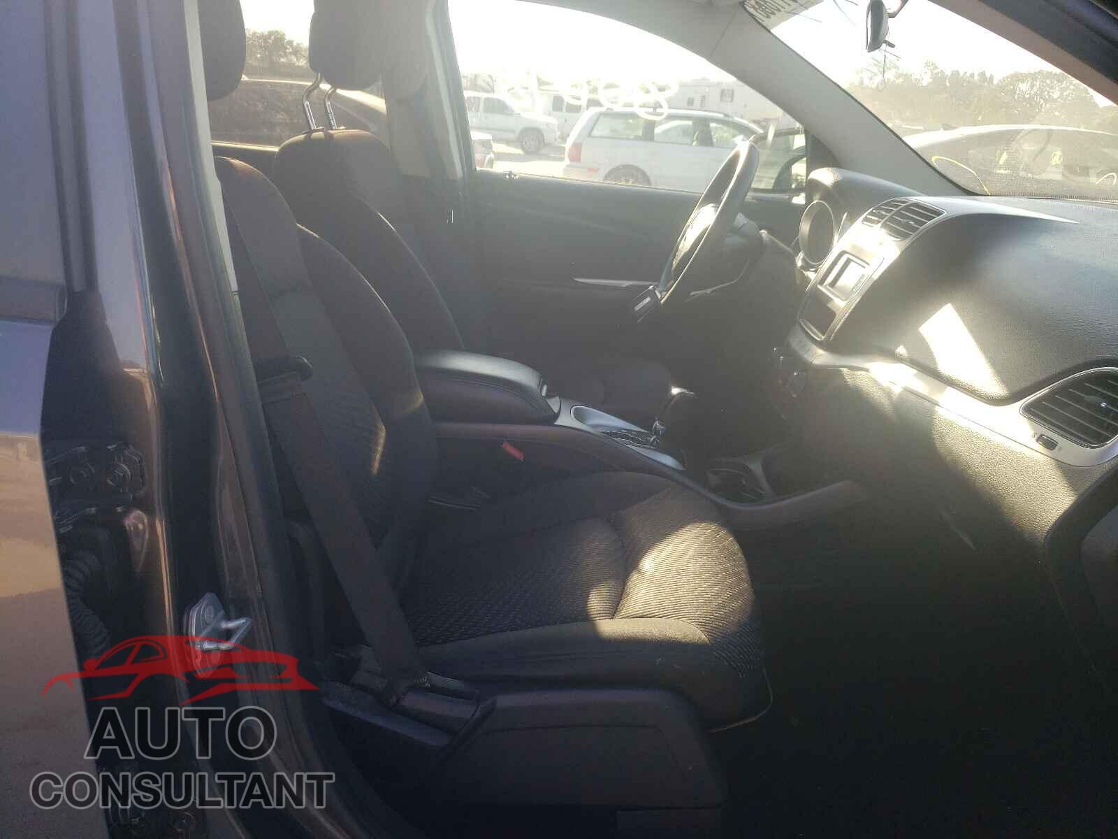 DODGE JOURNEY 2016 - 3C4PDCBG4GT135123