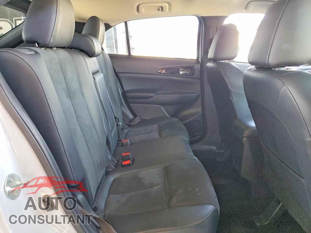 MITSUBISHI ECLIPSE 2025 - JA4ATWAAXSZ011246