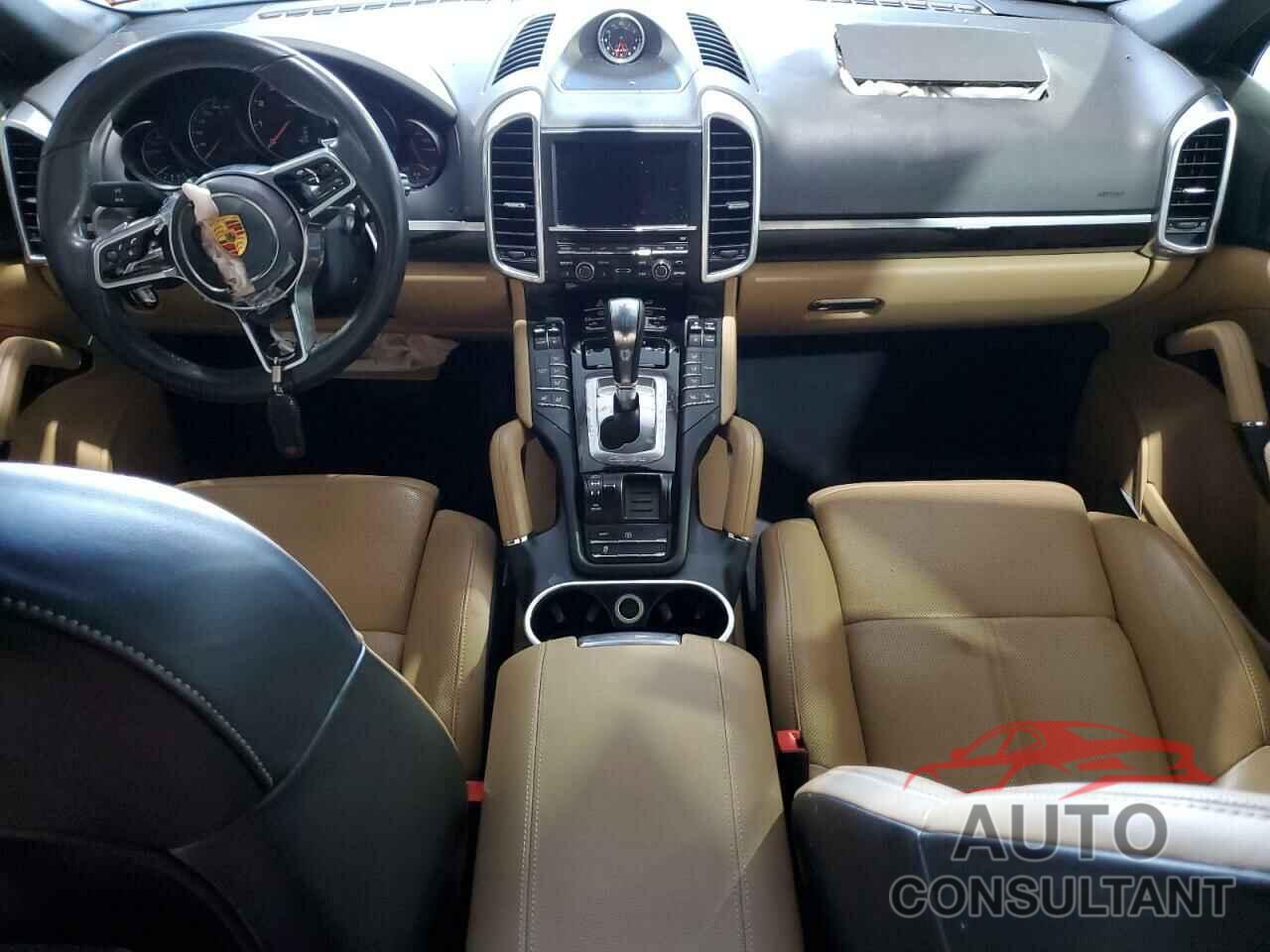 PORSCHE CAYENNE 2016 - WP1AA2A28GLA09906