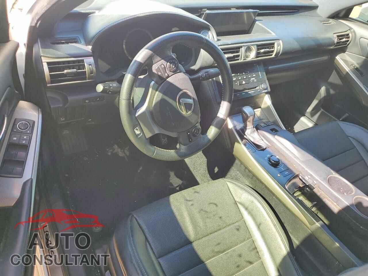 LEXUS IS 2014 - JTHBF1D20E5019133