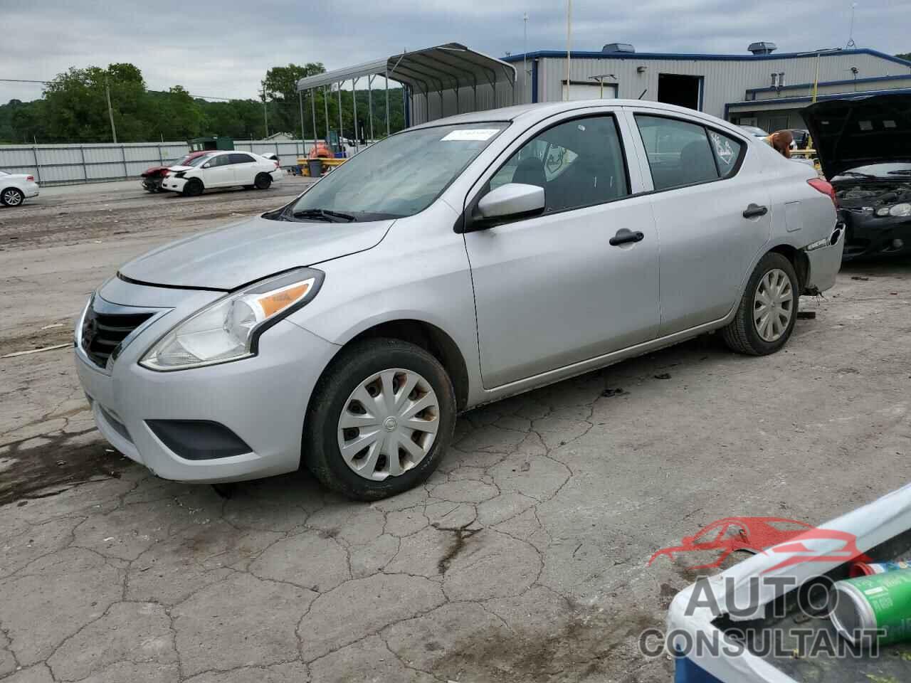 NISSAN VERSA 2018 - 3N1CN7AP7JL884402