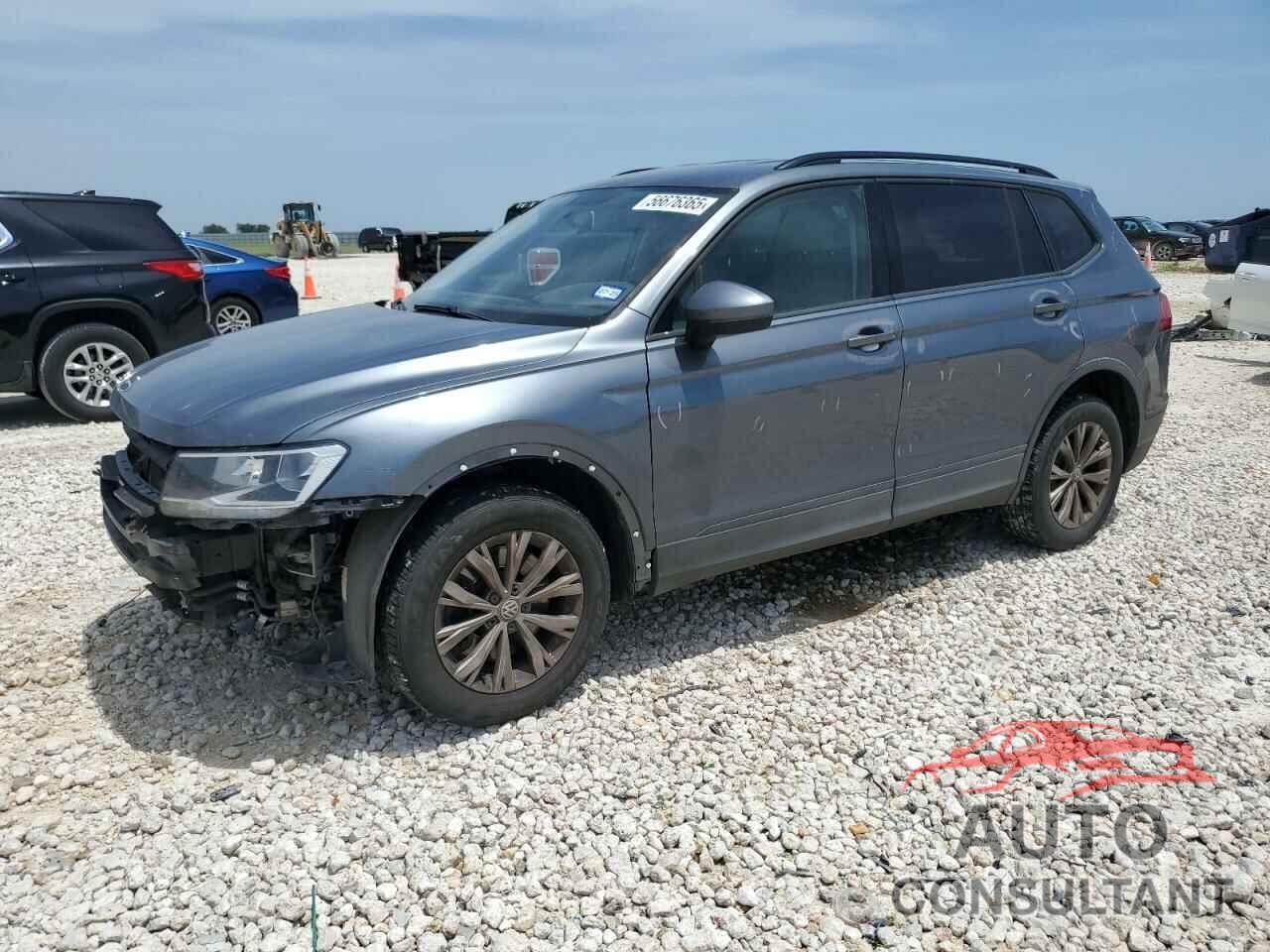 VOLKSWAGEN TIGUAN 2018 - 3VV1B7AX9JM068669