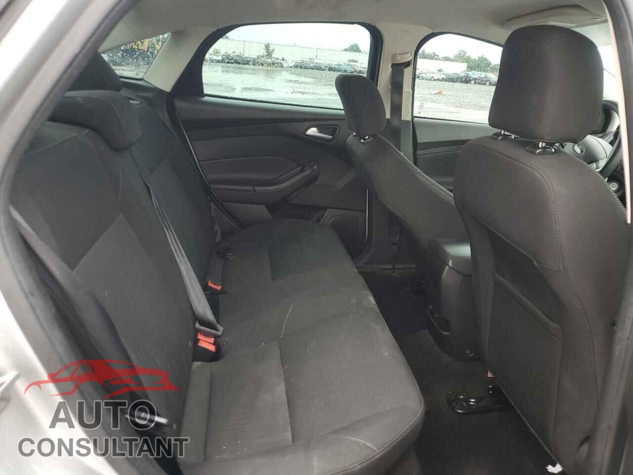 FORD FOCUS 2016 - 1FADP3F2XGL328287