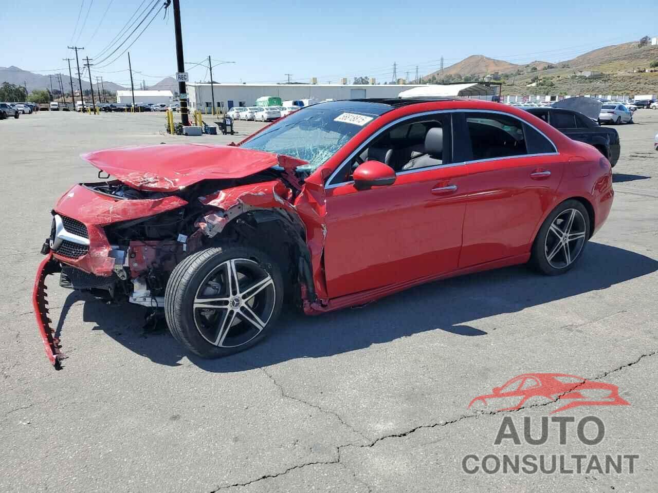 MERCEDES-BENZ A-CLASS 2019 - WDD3G4EBXKW024659