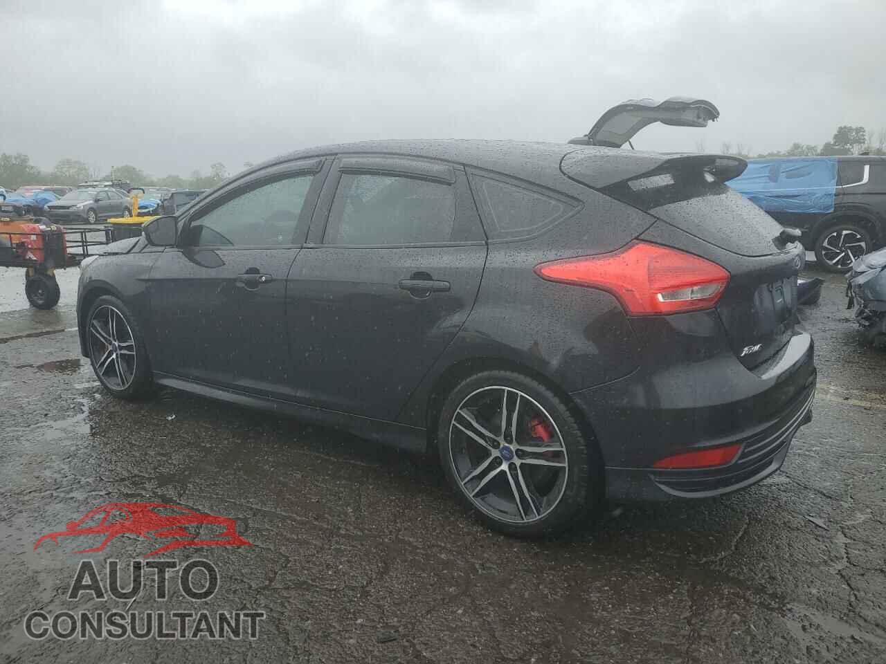 FORD FOCUS 2015 - 1FADP3L97FL334144