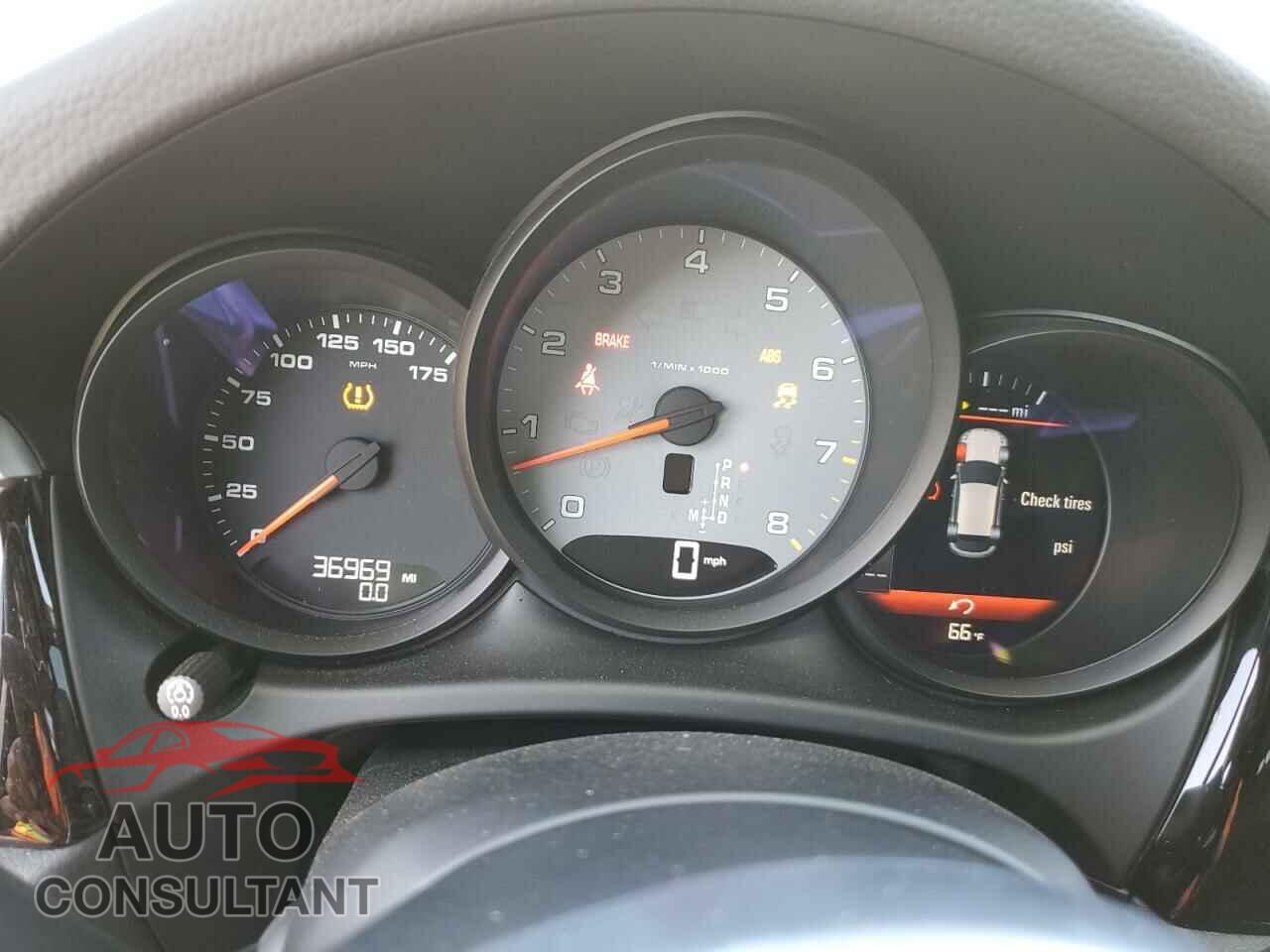 PORSCHE MACAN 2021 - WP1AB2A59MLB30124