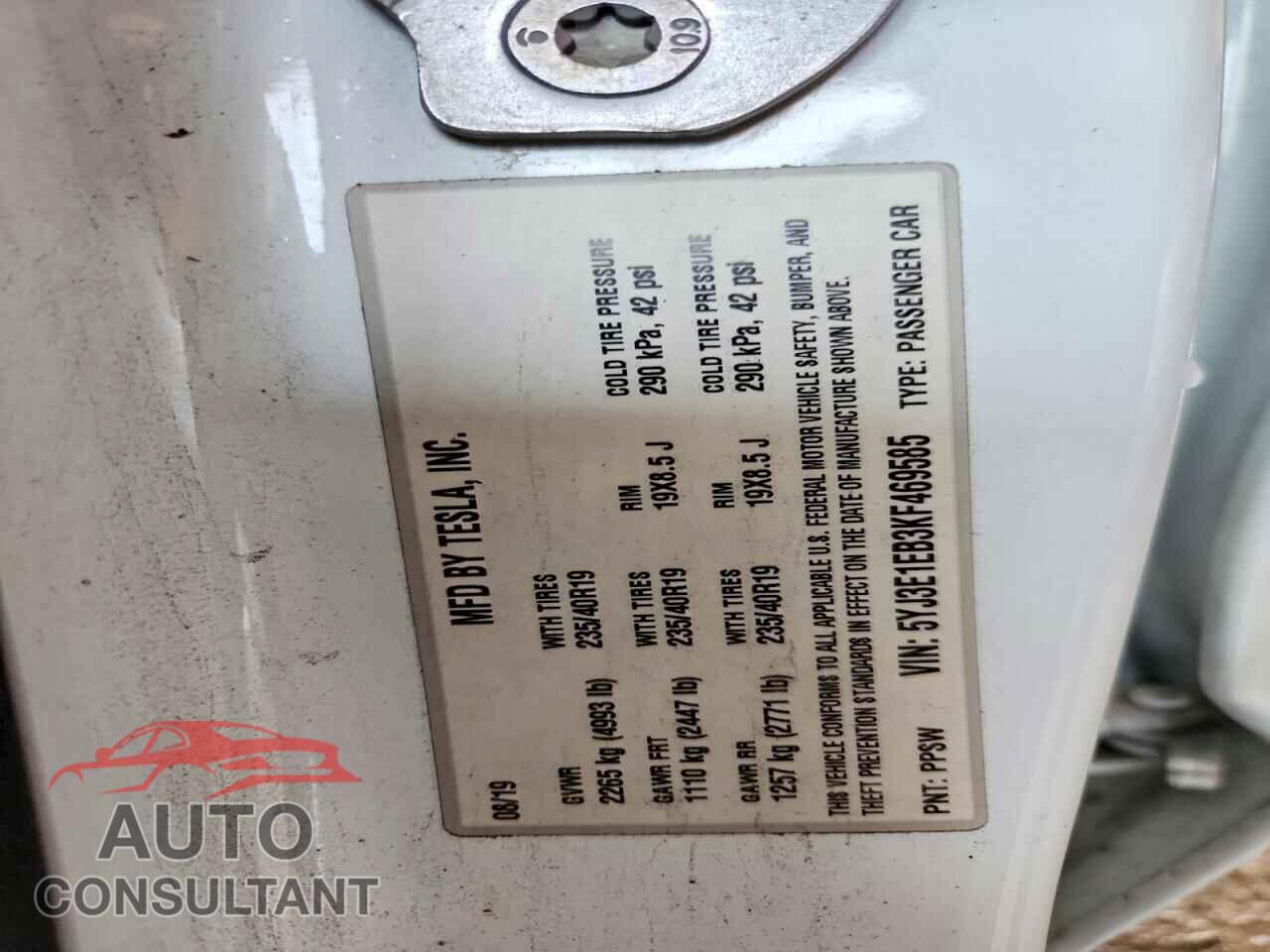 TESLA MODEL 3 2019 - 5YJ3E1EB3KF469585