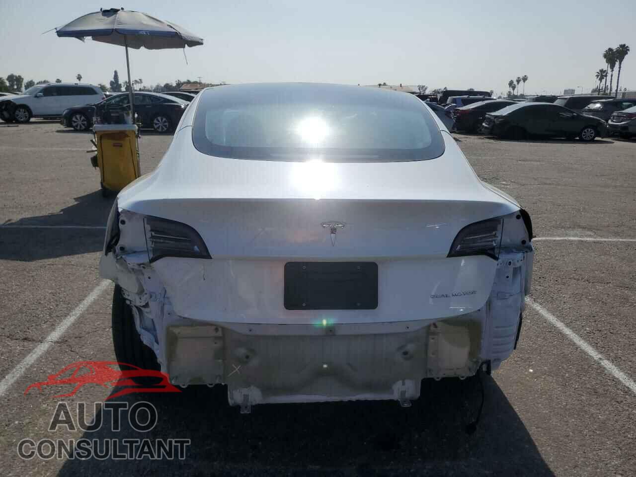 TESLA MODEL 3 2022 - 5YJ3E1EB4NF307906
