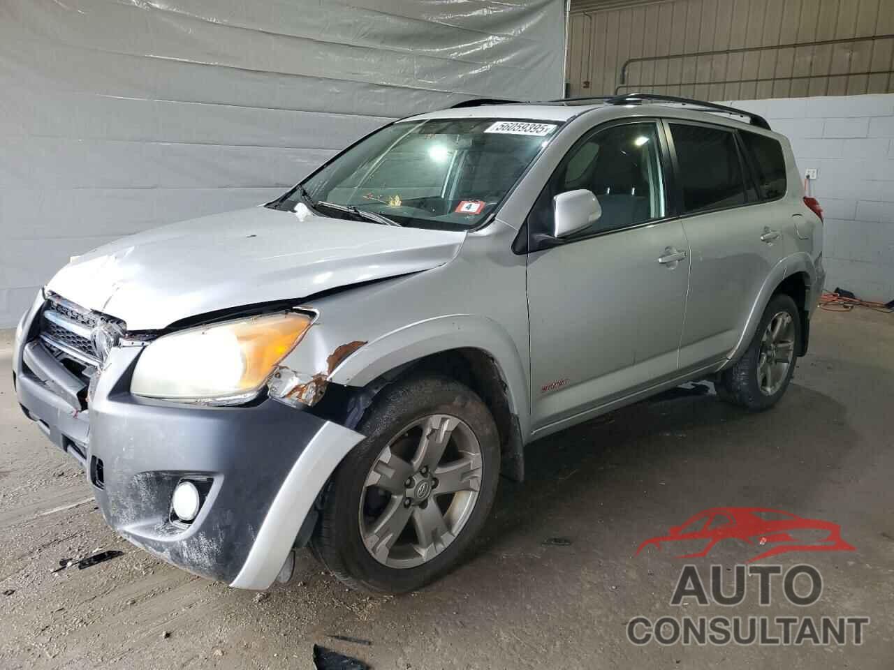 TOYOTA RAV4 2011 - JTMRK4DV2B5102579