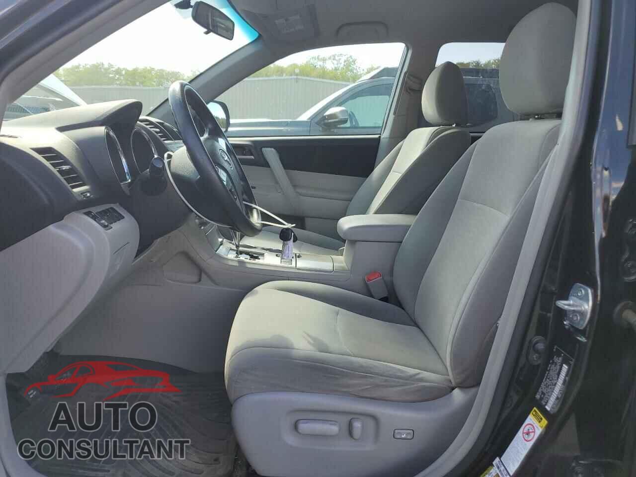 TOYOTA HIGHLANDER 2012 - 5TDBK3EH5CS151128