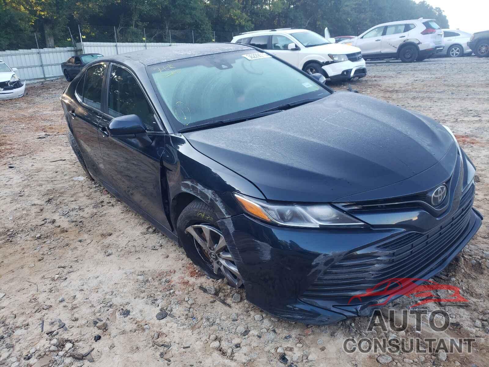 TOYOTA CAMRY 2018 - 4T1B11HK6JU531243