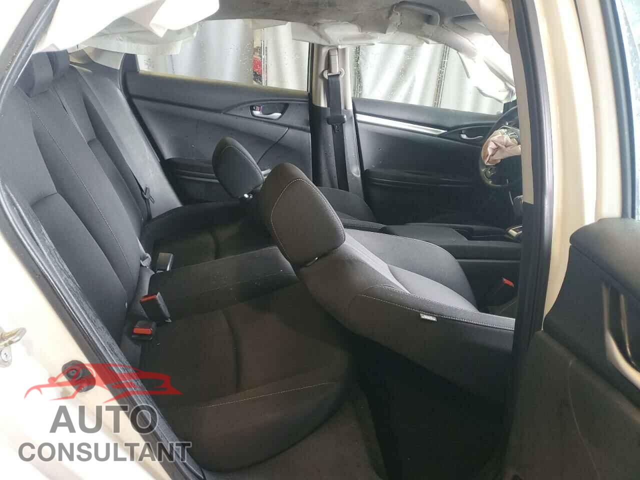 HONDA CIVIC 2019 - 2HGFC2F67KH602256