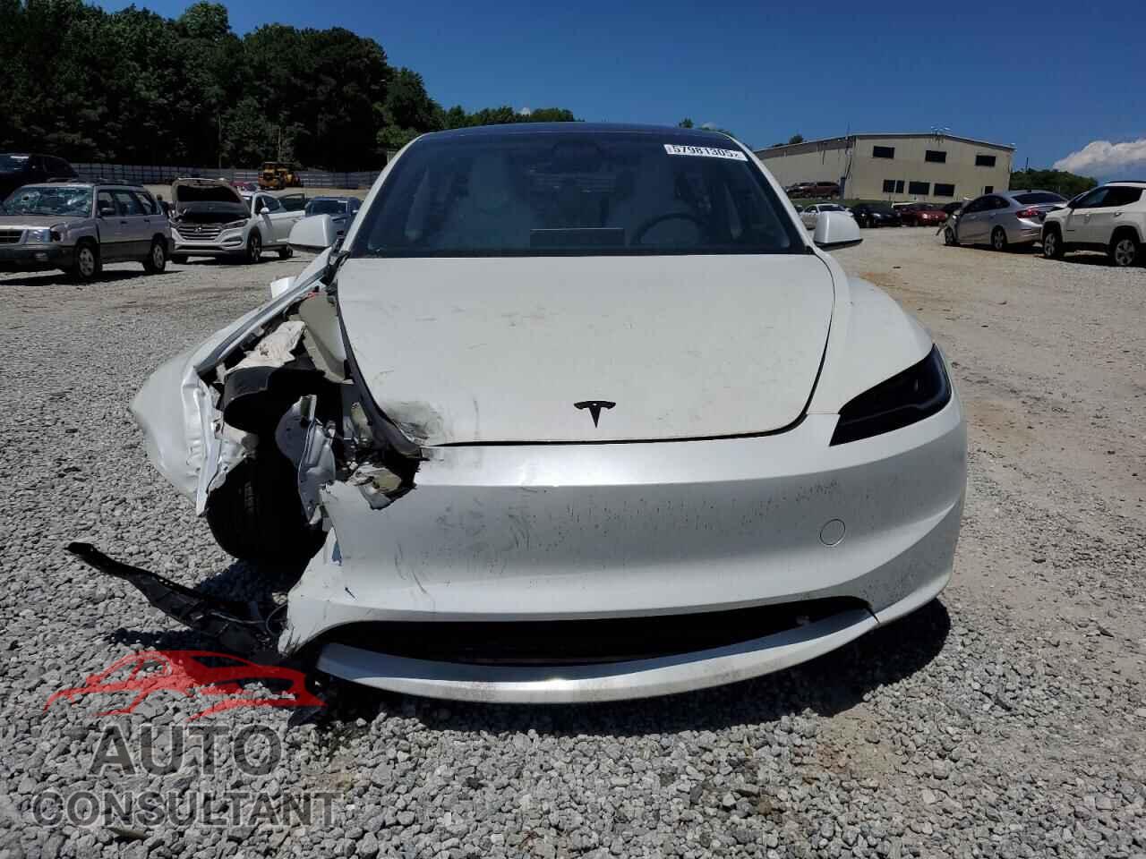 TESLA MODEL 3 2025 - 5YJ3E1EB5SF968629