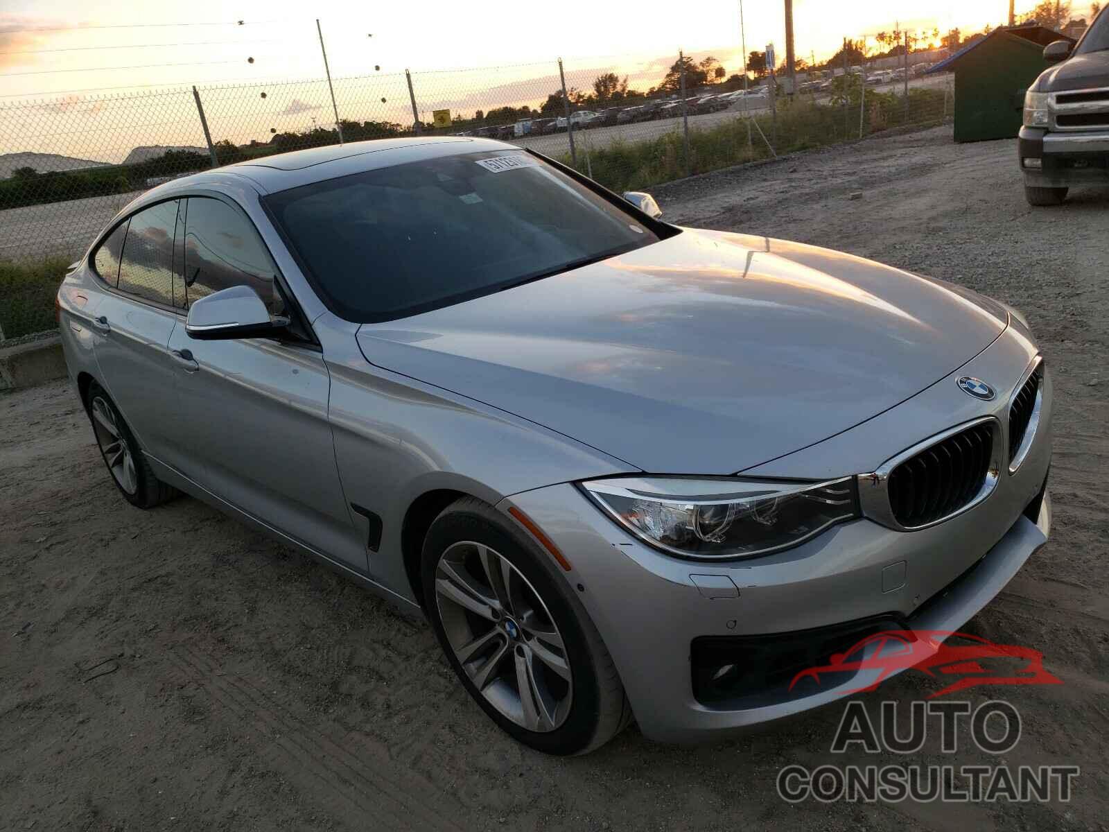 BMW 3 SERIES 2016 - WBA8Z5C54GG502389