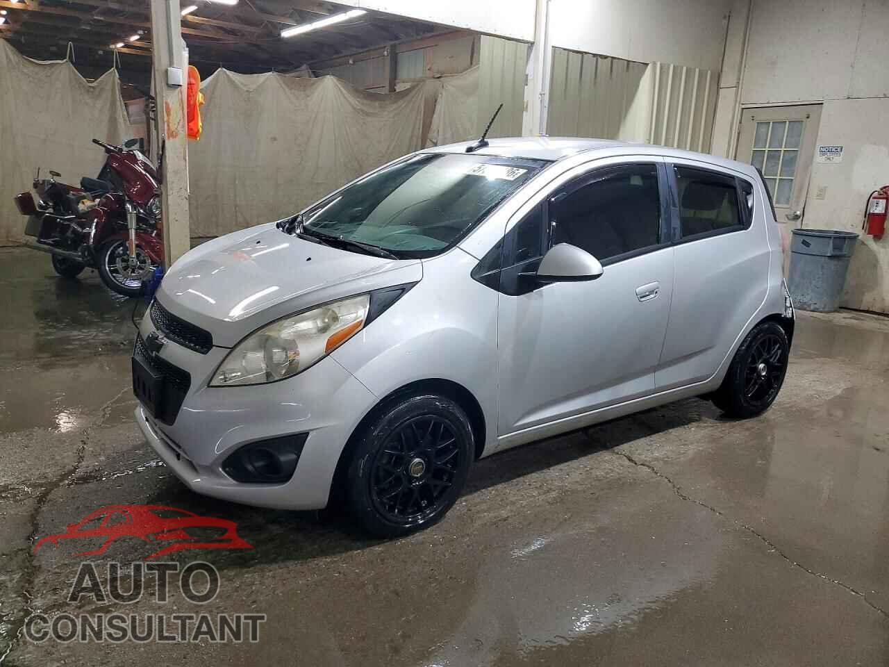 CHEVROLET SPARK 2014 - KL8CB6S95EC470240