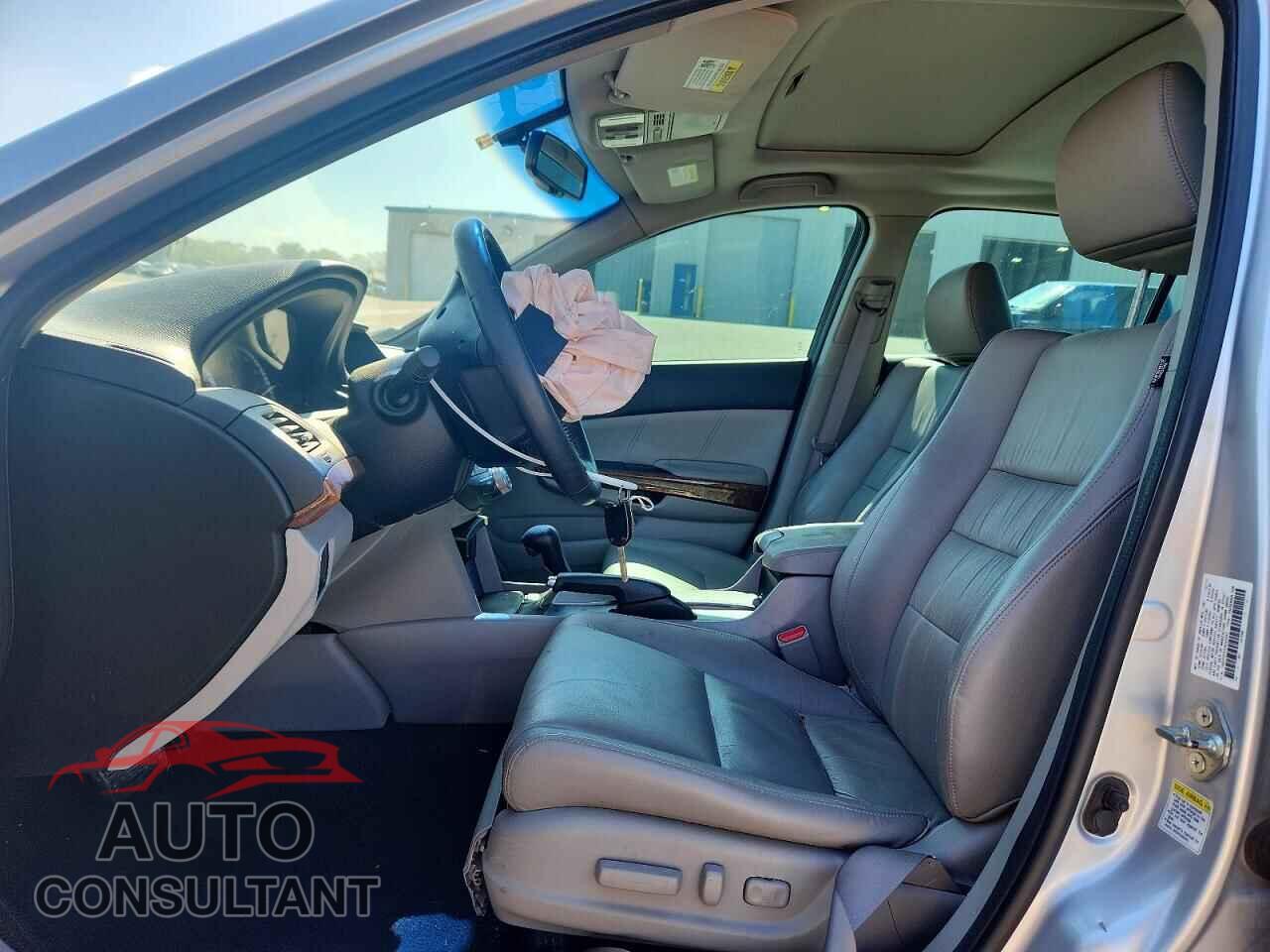 HONDA ACCORD 2012 - 1HGCP3F81CA005652