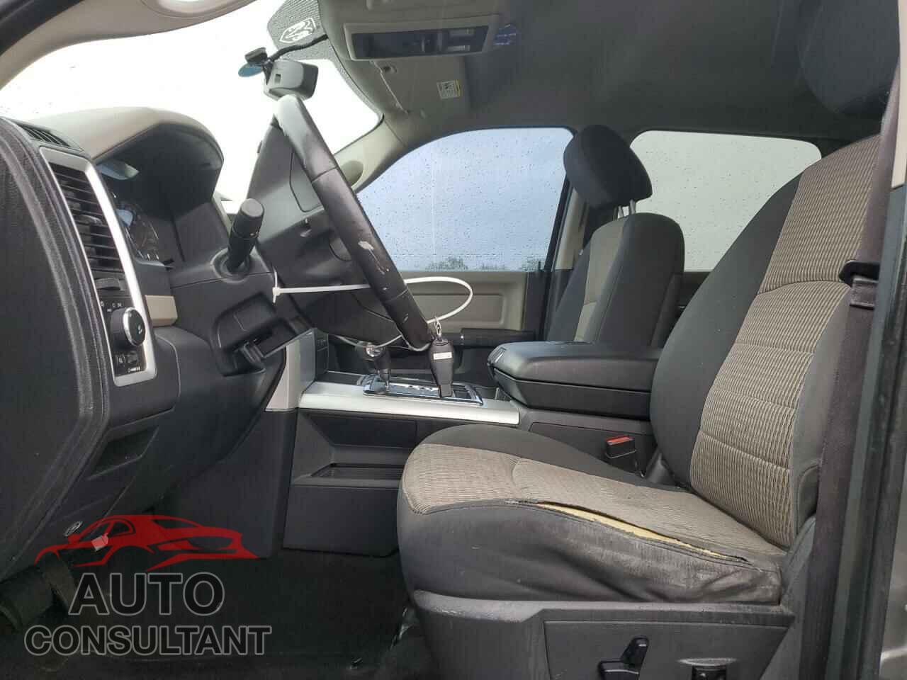 DODGE RAM 1500 2012 - 1C6RD7LT1CS283857