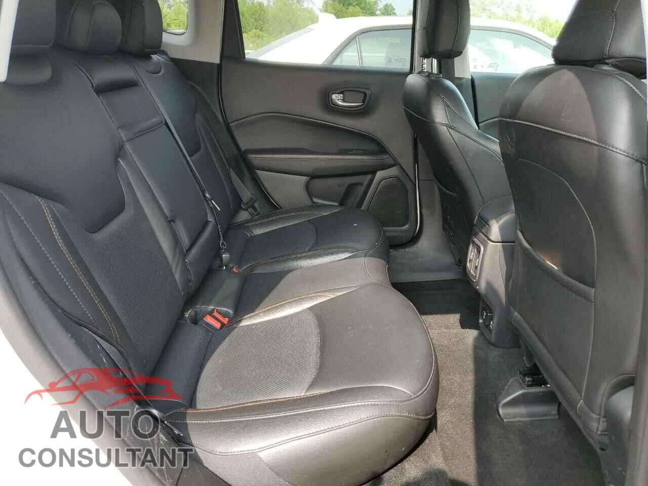 JEEP COMPASS 2019 - 3C4NJDCBXKT638026