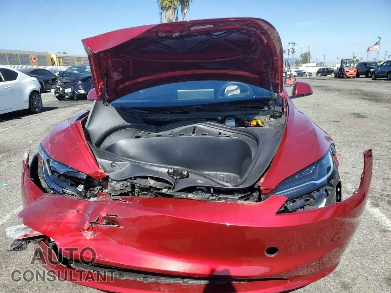 TESLA MODEL 3 2024 - 5YJ3E1EA8RF820573