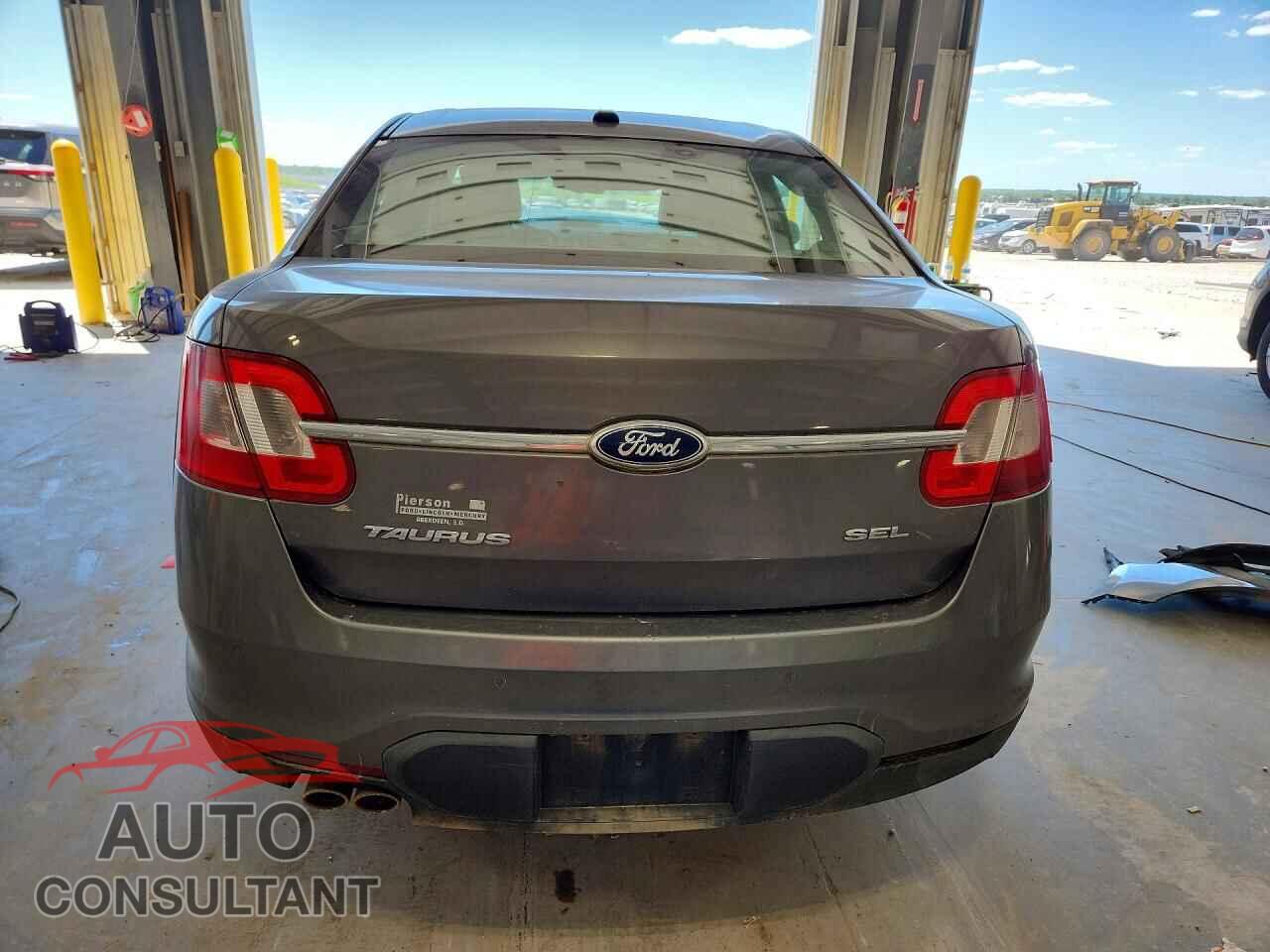 FORD TAURUS 2011 - 1FAHP2EW1BG123880
