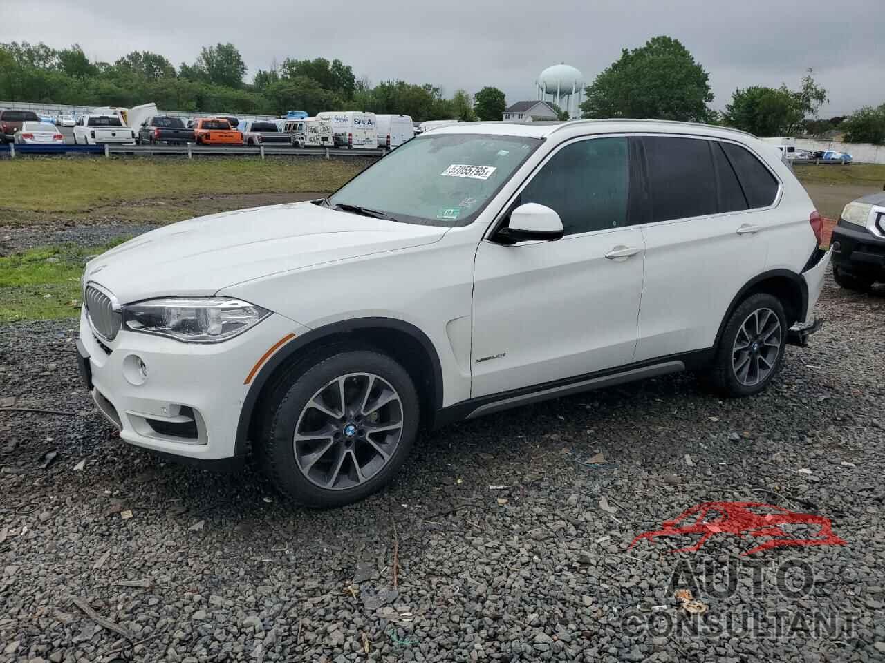 BMW X5 2018 - 5UXKR0C57JL075556