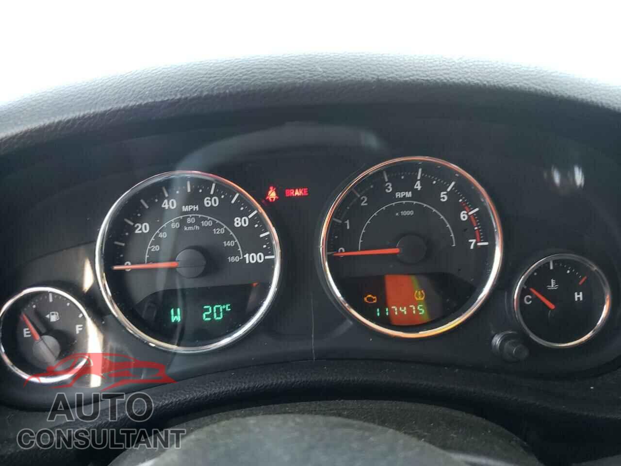 JEEP WRANGLER 2011 - 1J4AA2D11BL592312