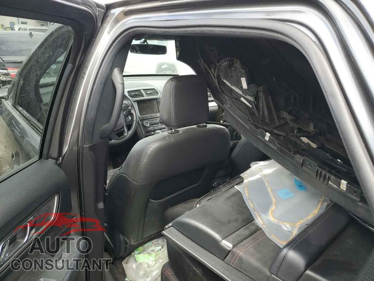 FORD EXPLORER 2018 - 1FM5K8D89JGB16641